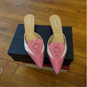NEW IN BOX BCBG KITTEN MULES leather/ canvas